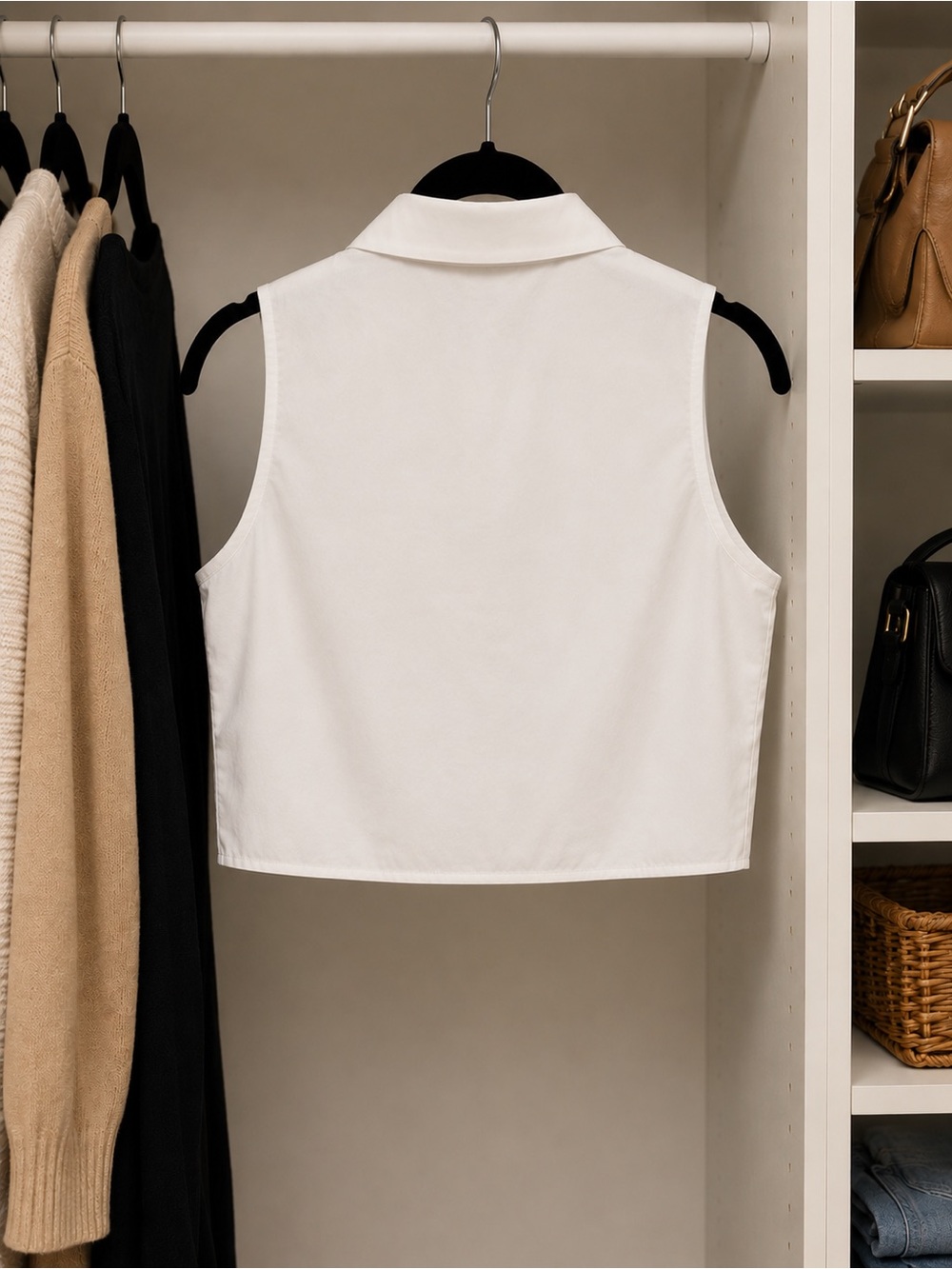 Calvin Klein Jeans White Sleeveless Collared Crop Blouse - Picture 4 of 6